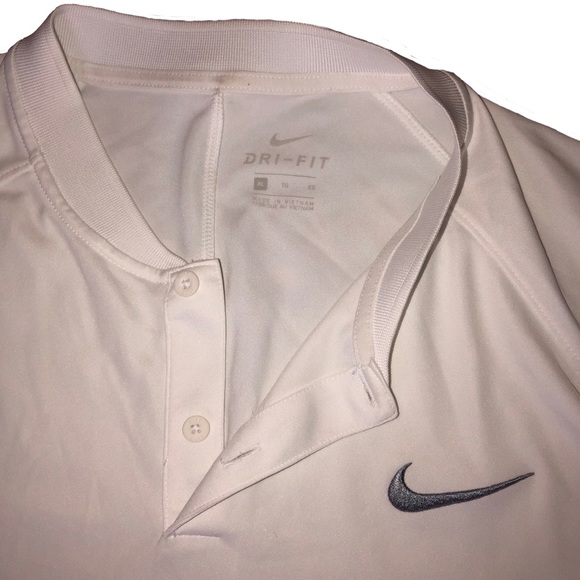 Nike Men’s Dri Fit Shirt - Picture 4 of 7
